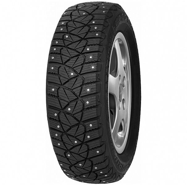 Goodyear UltraGrip 600 215/55 R17 98T зимние шипованные